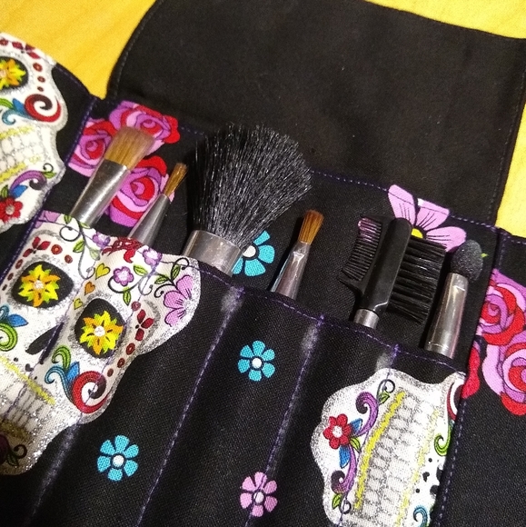 Makeup Brush Wallet Clutch - Picture 5 of 7